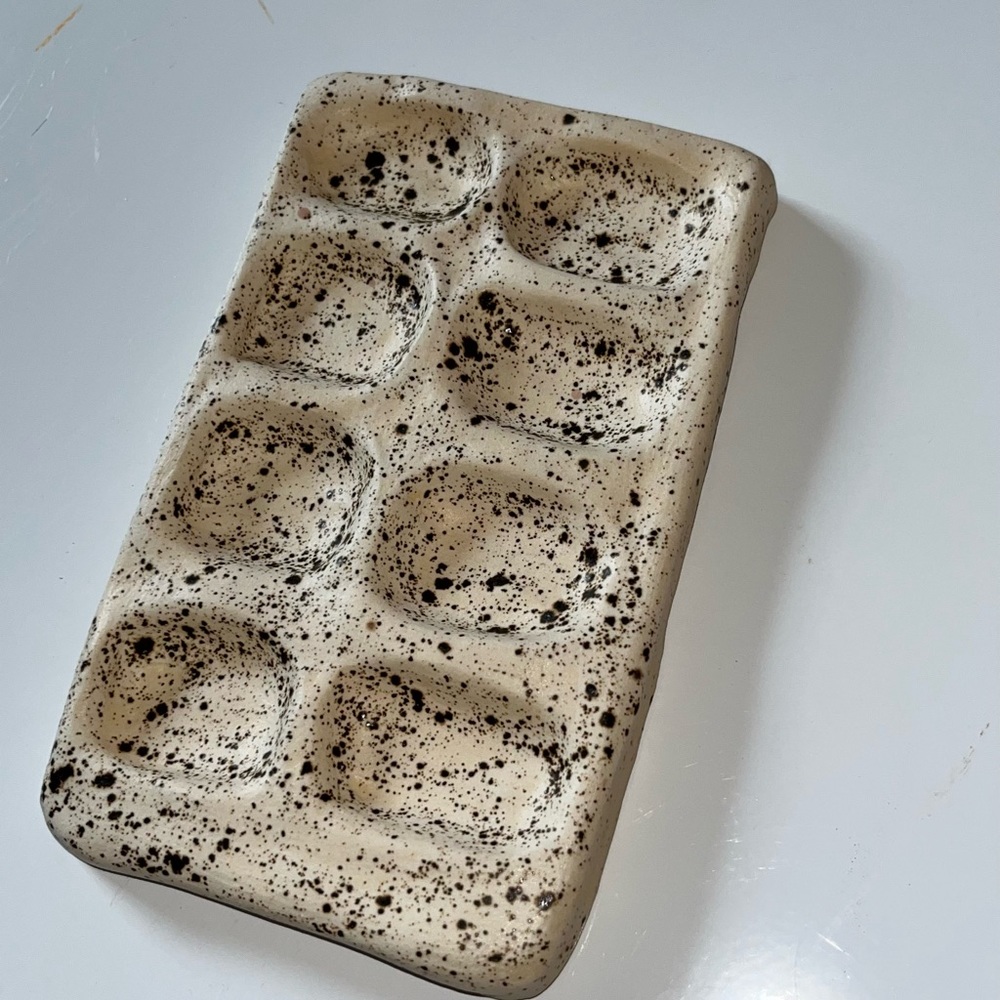 Handmade ceramic paint dish